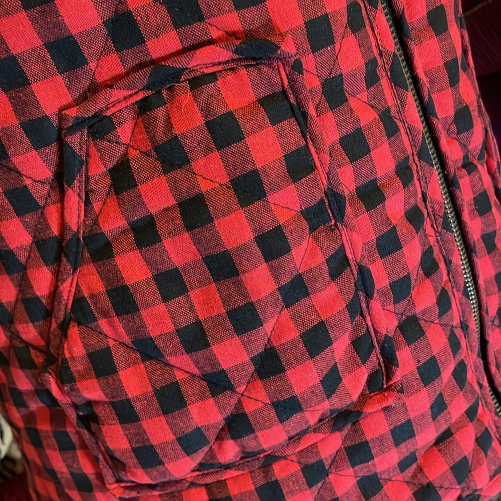 ♥️ ETWO Buffalo Plaid VEST♥️ Red/Black front zipper high neck SIZE M 100% cotton - Picture 6 of 8